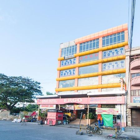 Reddoorz Plus Near Vigan City Commercial Center Dış mekan fotoğraf