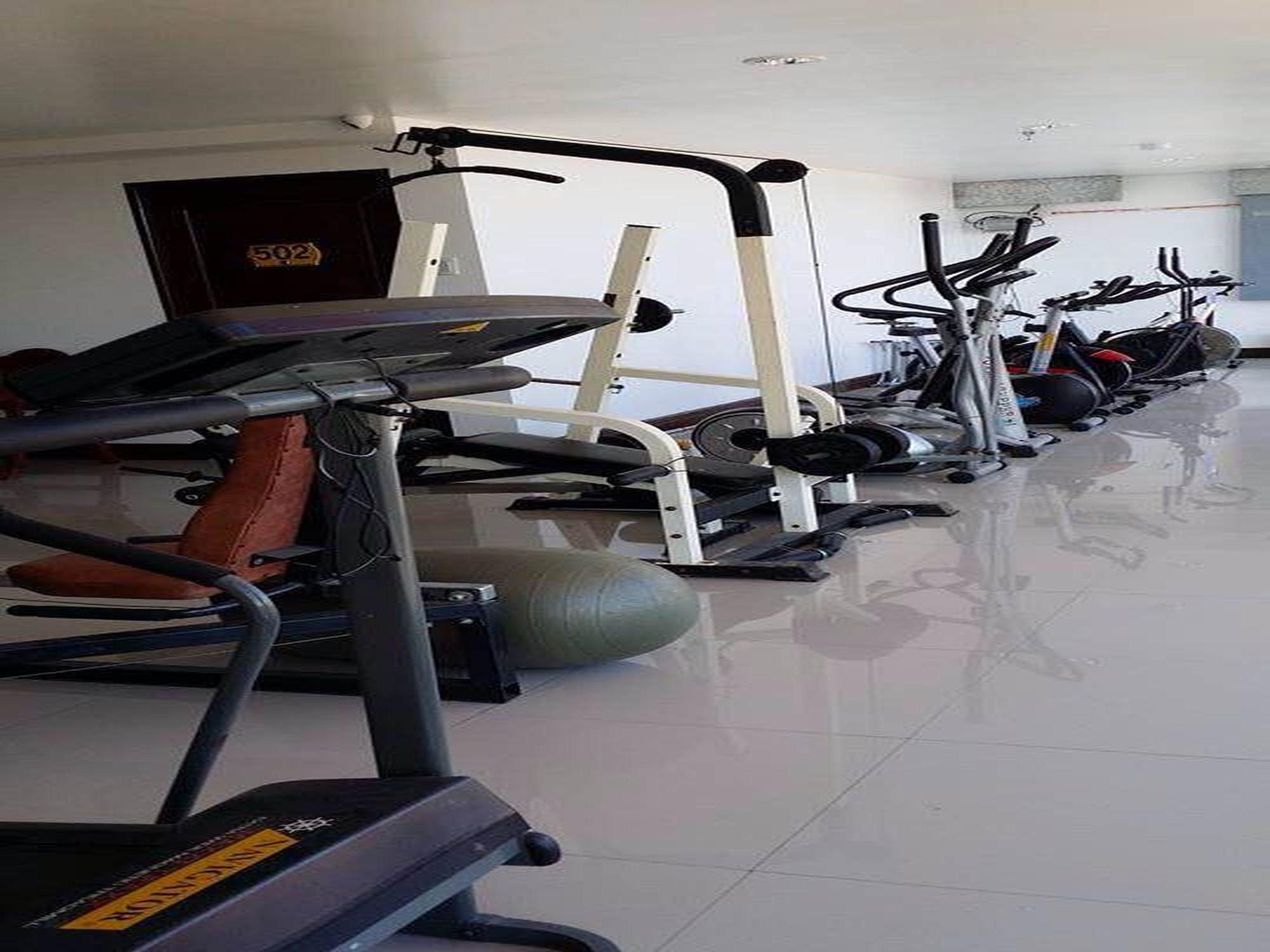 Reddoorz Plus Near Vigan City Commercial Center Dış mekan fotoğraf