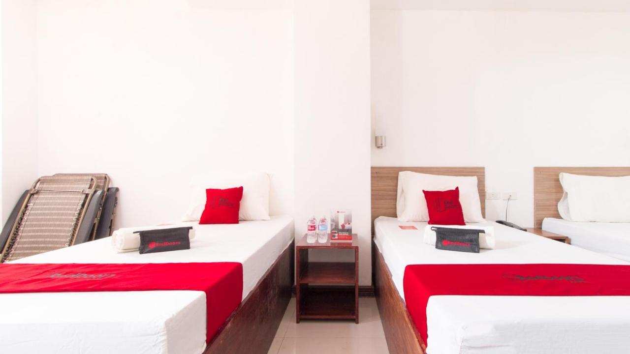 Reddoorz Plus Near Vigan City Commercial Center Dış mekan fotoğraf