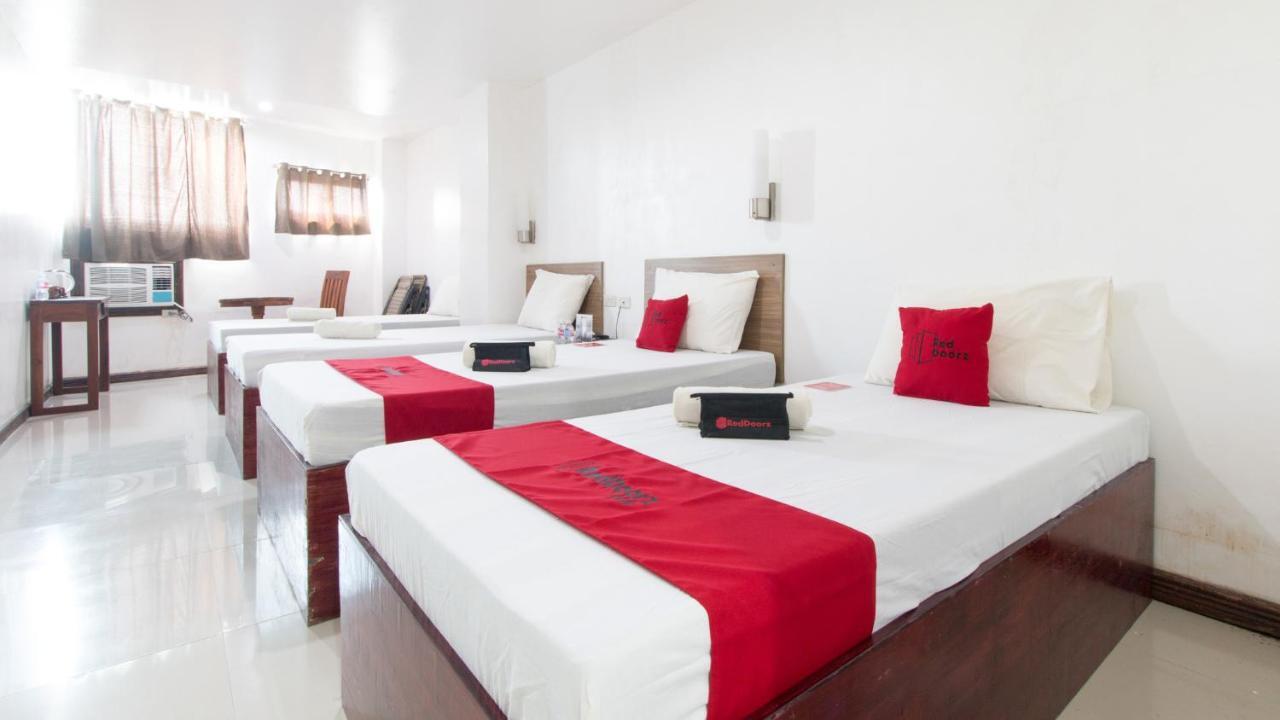 Reddoorz Plus Near Vigan City Commercial Center Dış mekan fotoğraf