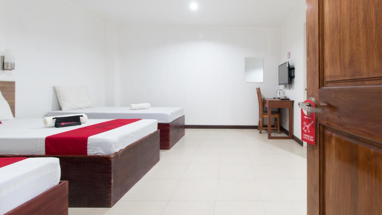 Reddoorz Plus Near Vigan City Commercial Center Dış mekan fotoğraf